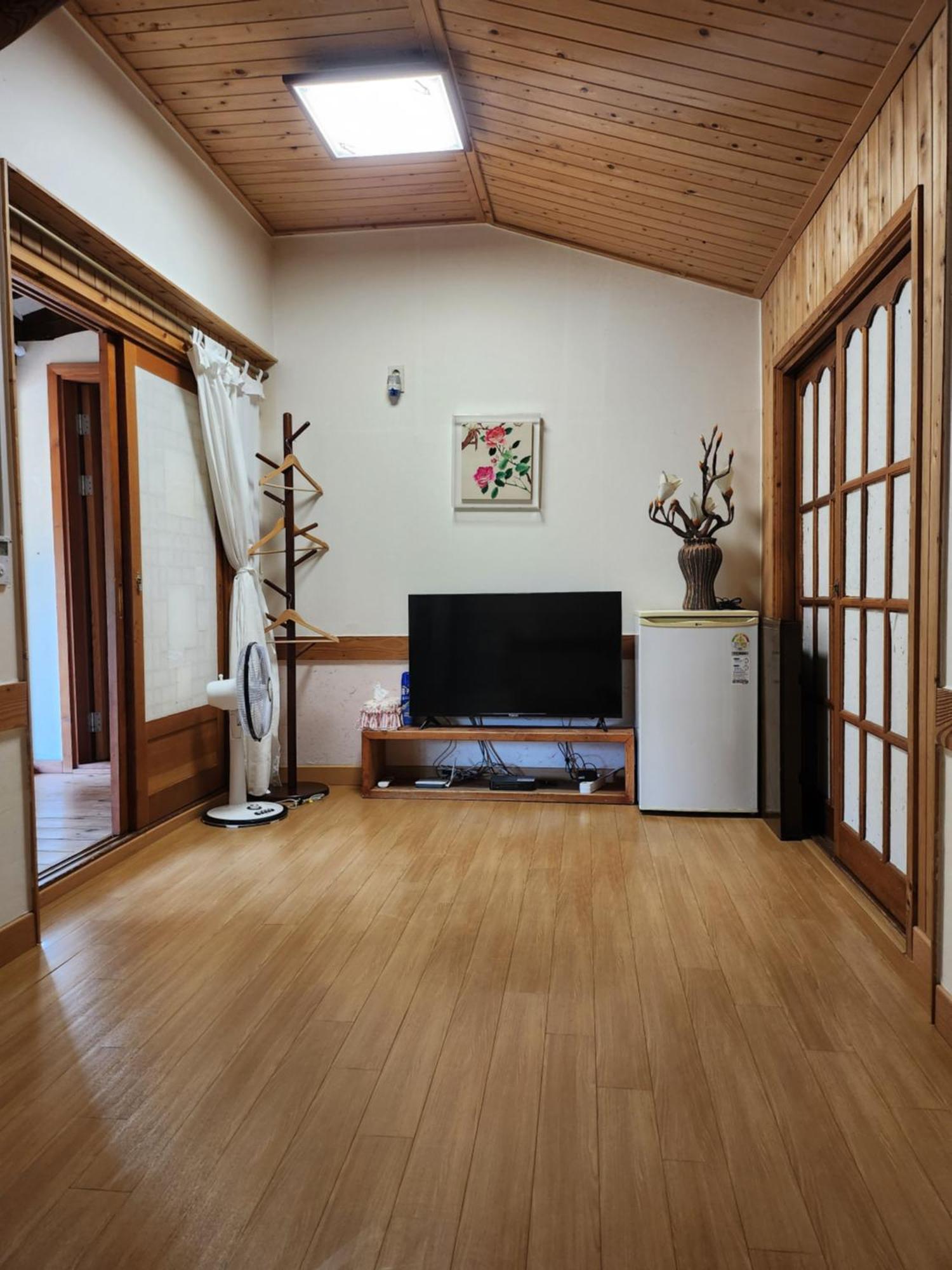 Moran Guesthouse Csondzsu Kültér fotó